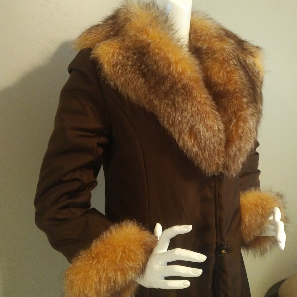 St John size 8 silk and fox fur coat
